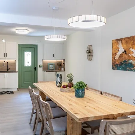 Eleni's With Stunning Sea View Ferienhaus Agia Efimia